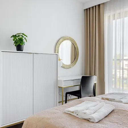 Luksusowy Very Berry W Poznaniu Z Trzema Sypialniami By Renters * פוזנן