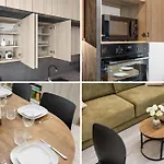 Luksusowy Very Berry W Poznaniu Z Trzema Sypialniami By Renters Appartement *