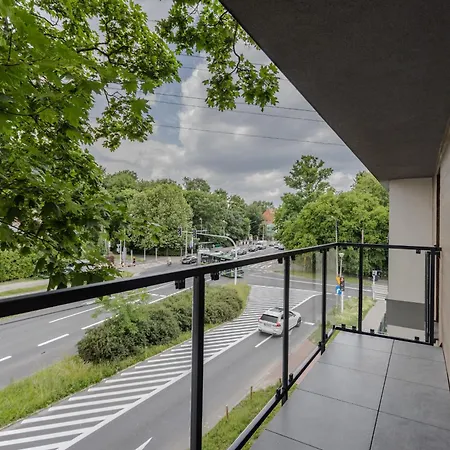 Apartman Luksusowy Very Berry W Poznaniu Z Trzema Sypialniami By Renters Poznań