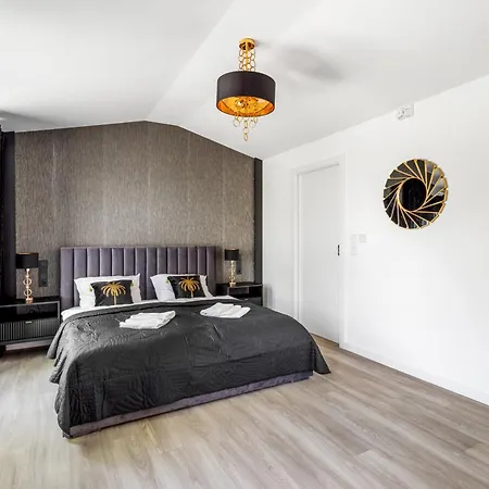 Apartment Luksusowy Very Berry W Poznaniu Z Trzema Sypialniami By Renters *