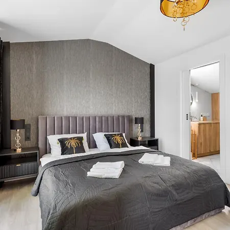 Apartment Luksusowy Very Berry W Poznaniu Z Trzema Sypialniami By Renters