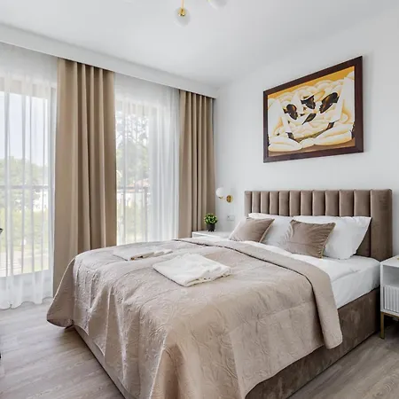 Apartment Luksusowy Very Berry W Poznaniu Z Trzema Sypialniami By Renters Poznan