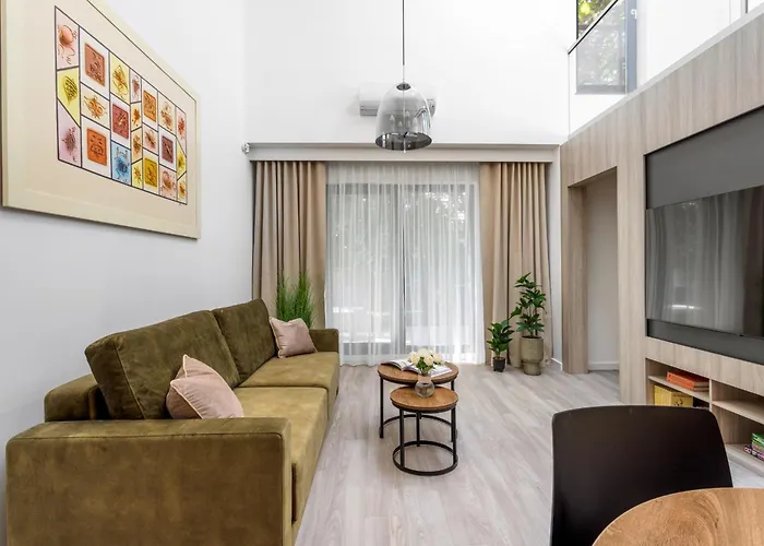 Luksusowy Very Berry W Poznaniu Z Trzema Sypialniami By Renters Διαμέρισμα