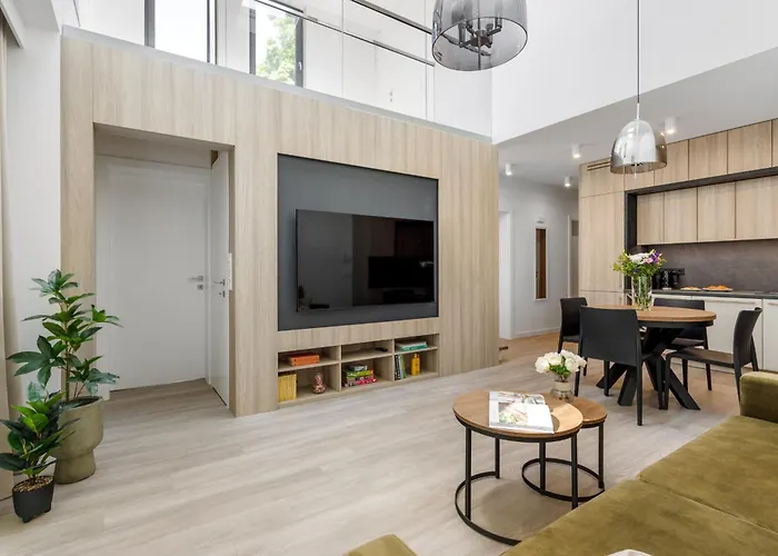 Luksusowy Very Berry W Poznaniu Z Trzema Sypialniami By Renters Apartman Poznań