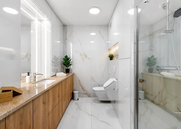 Luksusowy Very Berry W Poznaniu Z Trzema Sypialniami By Renters Πόζναν